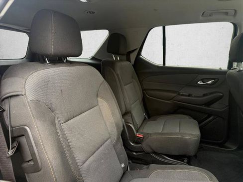 Used 2020 Chevrolet Traverse LT FWD image 23