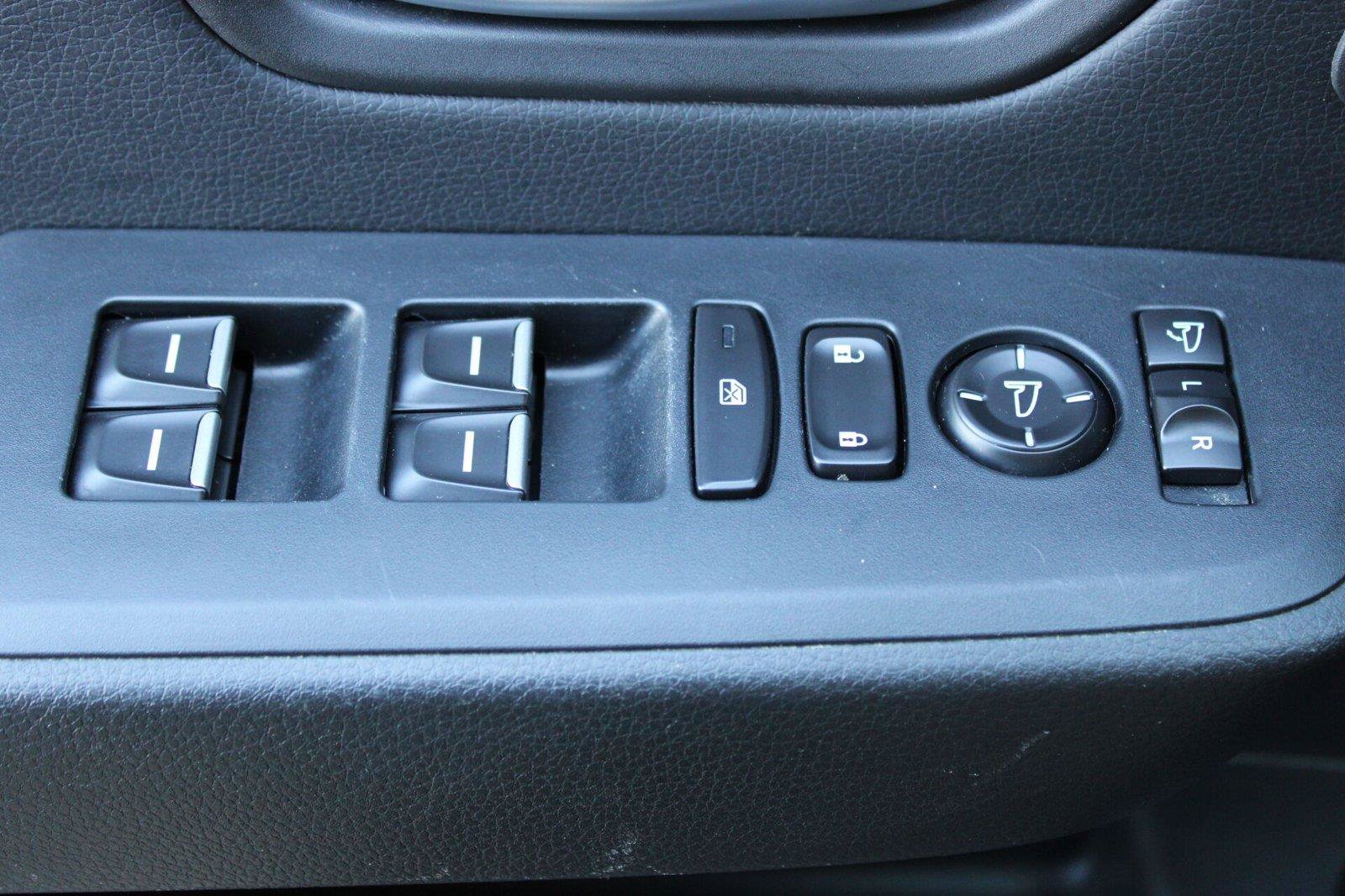 Used 2025 Honda Pilot TrailSport image 33