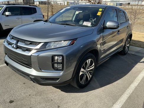 Used 2024 Mitsubishi Outlander Sport SE image 13
