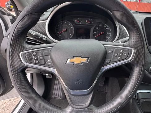 Used 2022 Chevrolet Malibu LS w/ Driver Confidence Package II image 11