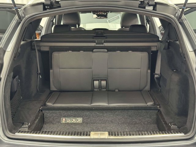 Used 2019 Mercedes-Benz E 450 4MATIC Wagon w/ Driver Assistance Package image 27