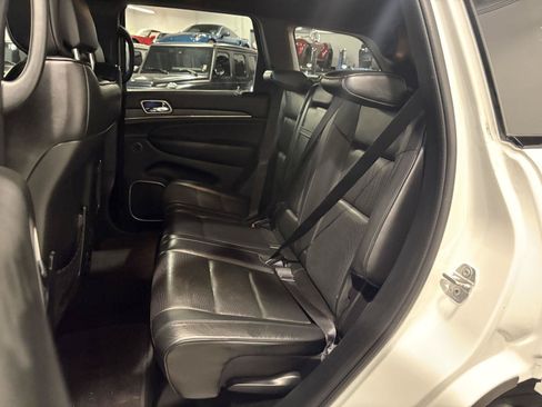 Used 2018 Jeep Grand Cherokee High Altitude AWD/4WD image 30