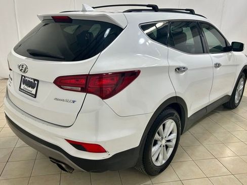 Used 2018 Hyundai Santa Fe Sport 2.0T FWD image 5