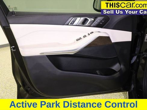 Used 2022 BMW X5 sDrive40i w/ Luxury Seating Package RWD image 33