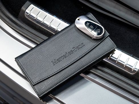 Used 2023 Mercedes-Benz EQS AMG 4MATIC image 86