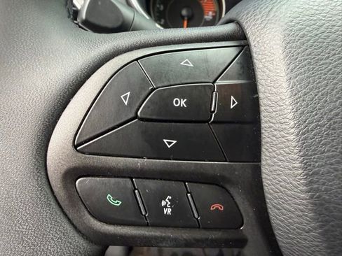 Used 2022 Jeep Cherokee Trailhawk image 22