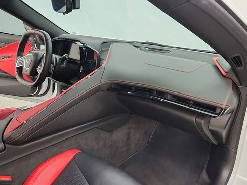 Used 2023 Chevrolet Corvette Stingray Preferred Cpe w/ Z51 Performance Package RWD image 28