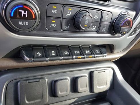 Used 2018 GMC Sierra 1500 SLT image 24