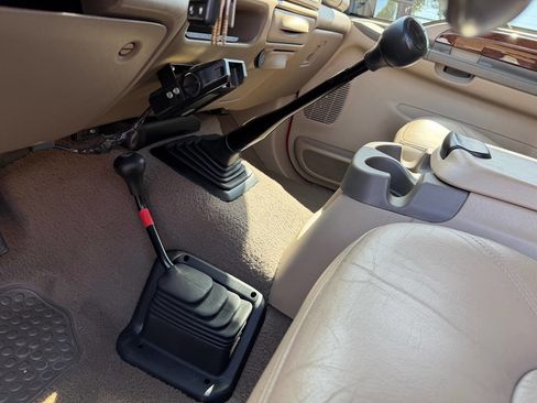 Used 2000 Ford F350 XL AWD/4WD image 2