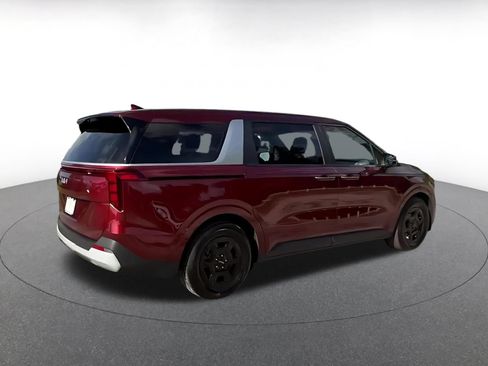Used 2026 Kia Carnival FWD image 15