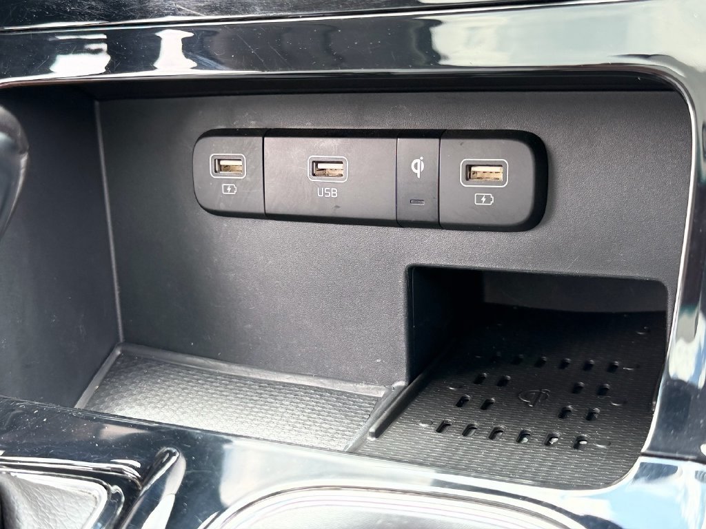 Used 2024 Kia Carnival SX Prestige FWD image 31