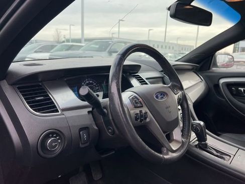 Used 2015 Ford Taurus SEL w/ Equipment Group 201A image 9