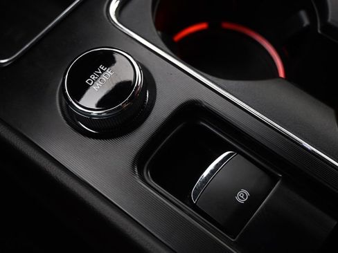 Used 2023 Lincoln Corsair Reserve w/ Equipment Group 202A image 31