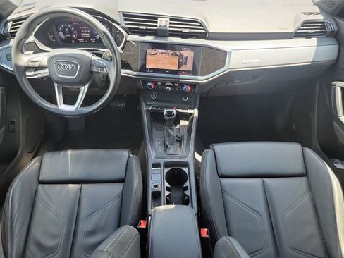 Used 2021 Audi Q3 2.0T Premium Plus w/ Premium Plus Package AWD/4WD image 11