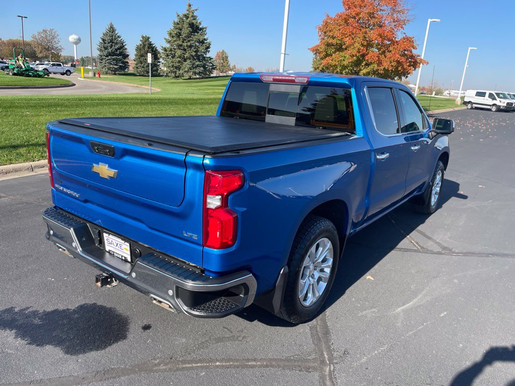 Used 2024 Chevrolet Silverado 1500 LTZ w/ LTZ Premium Package AWD/4WD image 5