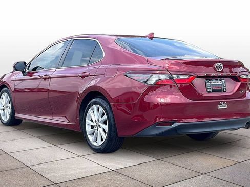 Used 2022 Toyota Camry LE FWD image 2