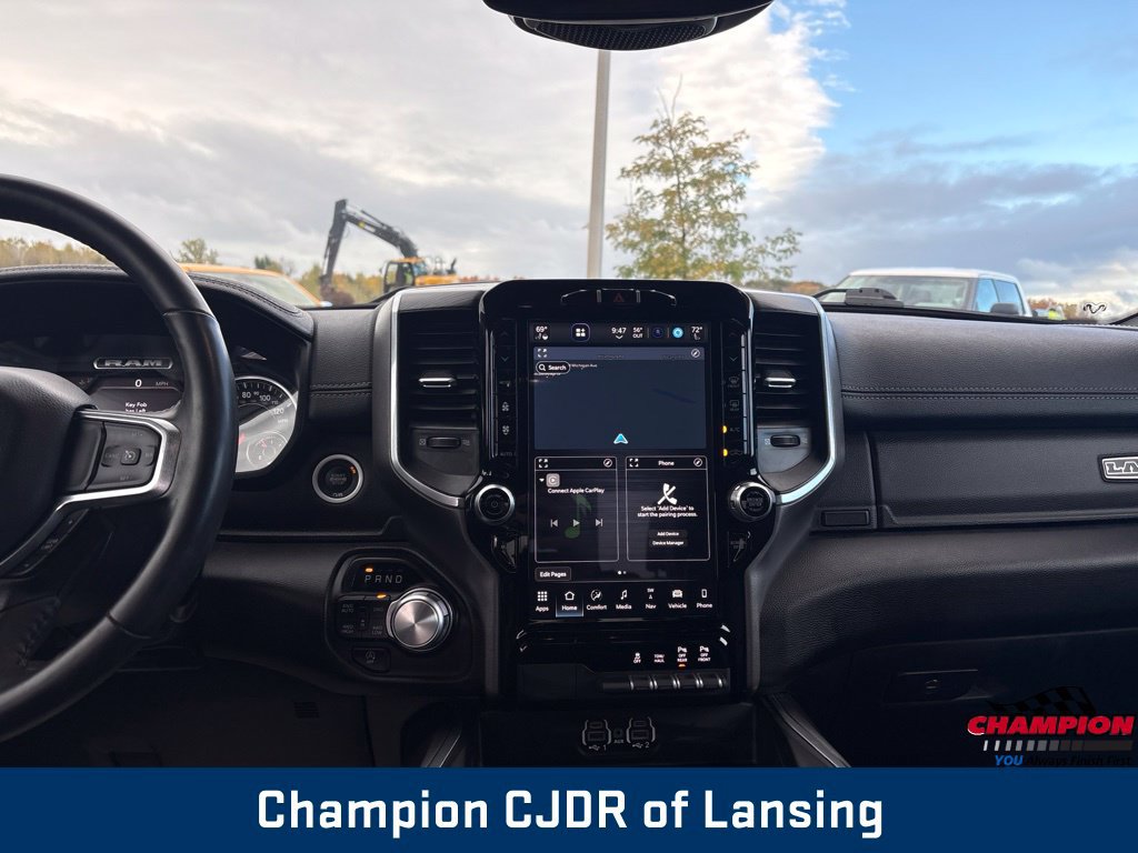 Used 2023 RAM 1500 Laramie AWD/4WD image 3