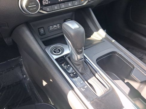 Used 2025 Nissan Sentra SV w/ All-Weather Package FWD image 28
