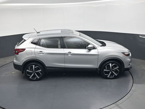 Used 2022 Nissan Rogue Sport SL w/ Premium Package FWD image 29