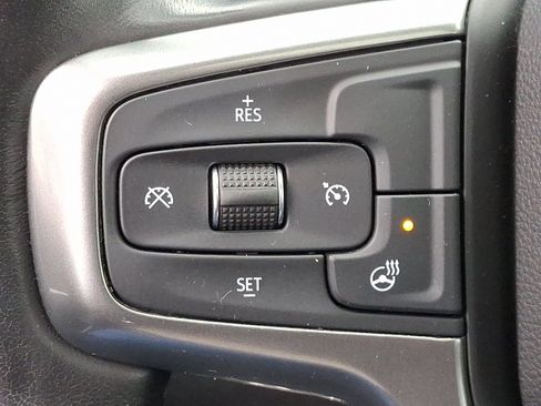 Used 2020 Chevrolet Silverado 1500 LT Trail Boss w/ Midnight Edition image 22