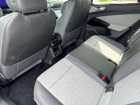 Certified 2023 Volkswagen ID.4 Pro RWD image 10