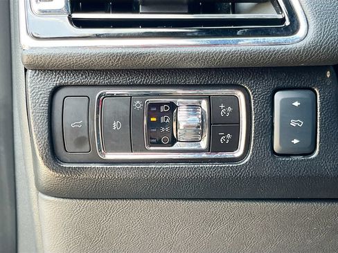 Used 2024 Lincoln Navigator L Reserve AWD/4WD image 10