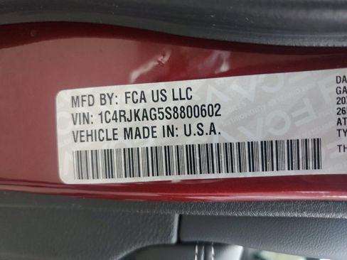 New 2025 Jeep Grand Cherokee L Altitude image 32