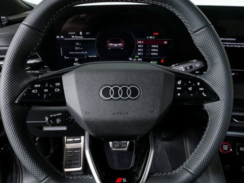 New 2025 Audi SQ5 Premium Plus image 9