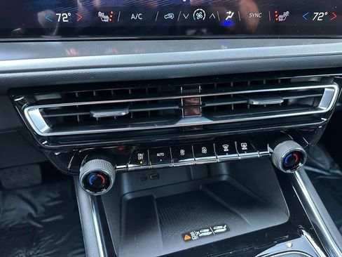 New 2026 Chevrolet Traverse LT w/ Enhanced Driving Package image 25