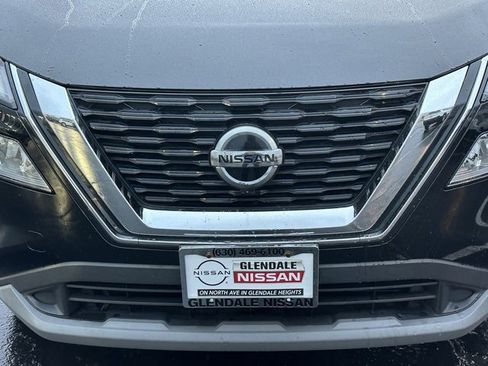 Certified 2021 Nissan Rogue SV image 8