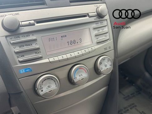 Used 2011 Toyota Camry LE FWD image 29