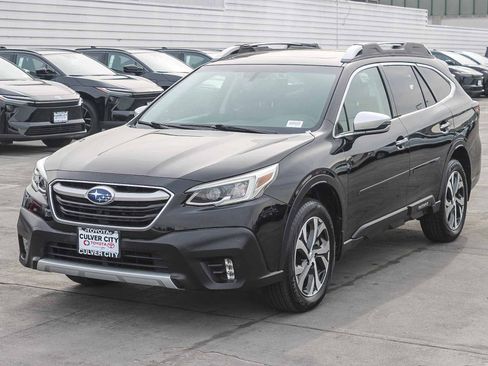 Used 2020 Subaru Outback Touring XT image 3