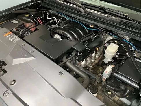 Used 2018 Chevrolet Silverado 1500 LT w/ All Star Edition AWD/4WD image 16