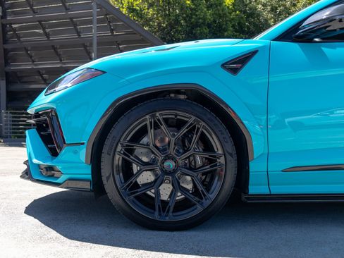 Used 2024 Lamborghini Urus S AWD/4WD image 13