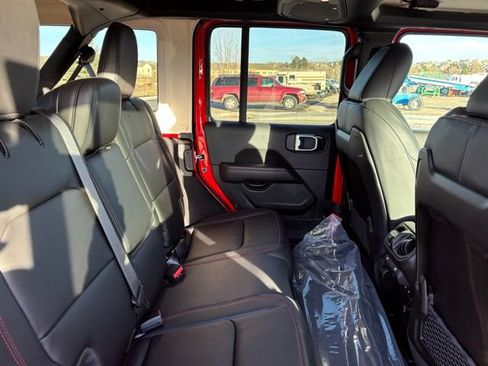 New 2026 Jeep Wrangler Unlimited Rubicon image 21