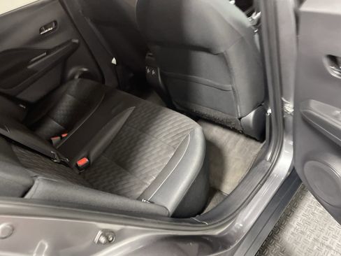 Used 2022 Nissan Kicks SV image 22