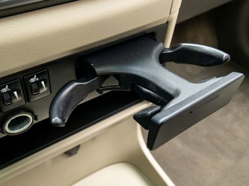 Used 2015 Toyota Sienna XLE image 25