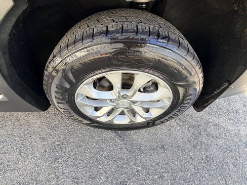 Used 2020 Hyundai Santa Fe SE w/ Cargo Package AWD/4WD image 44