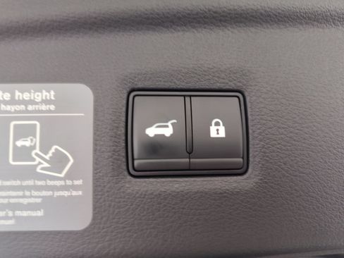Certified 2025 INFINITI QX50 Luxe AWD/4WD image 32