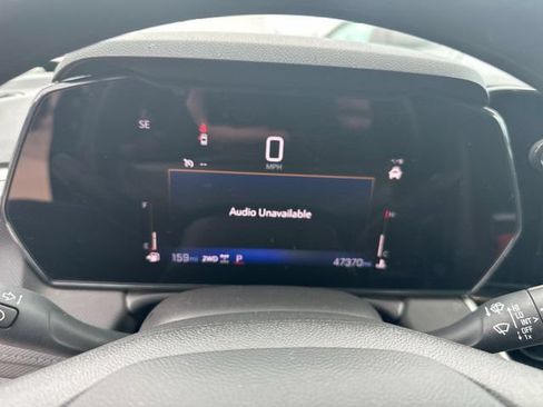 Used 2025 Chevrolet TrailBlazer LT AWD/4WD image 14