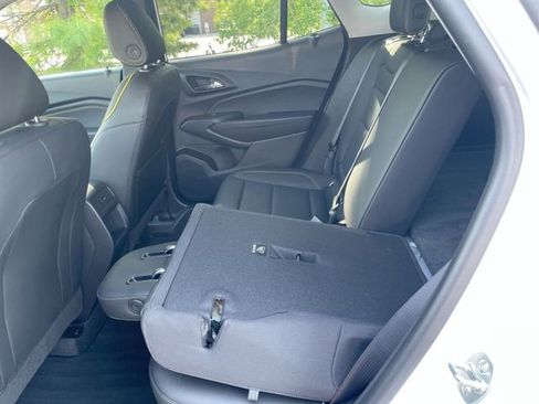 Used 2025 Chevrolet Trax ACTIV w/ Driver Confidence Package image 15