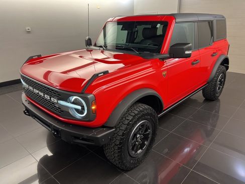 Certified 2022 Ford Bronco Badlands image 3