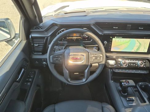 New 2026 GMC Sierra 1500 AT4 w/ Technology Package AWD/4WD image 12