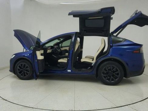 Used 2022 Tesla Model X Base image 76