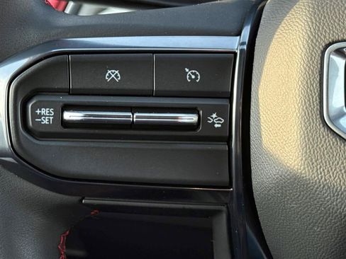 Used 2024 GMC Canyon AT4X image 25