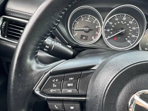 Used 2018 MAZDA CX-5 Touring w/ Preferred Equipment Package AWD/4WD image 35