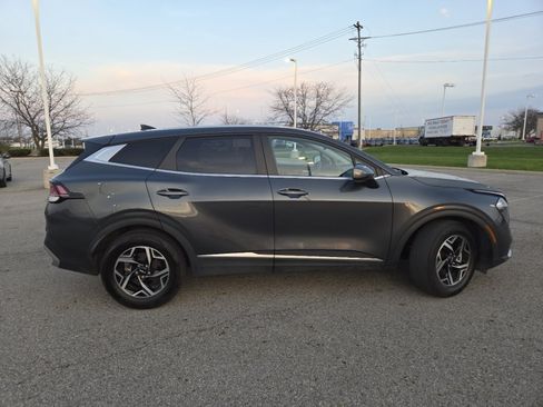 Used 2023 Kia Sportage LX FWD image 17