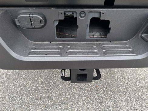 Certified 2025 Toyota Tacoma TRD Sport image 30