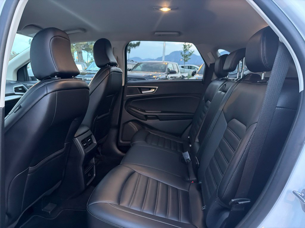Used 2024 Ford Edge SEL AWD/4WD image 19