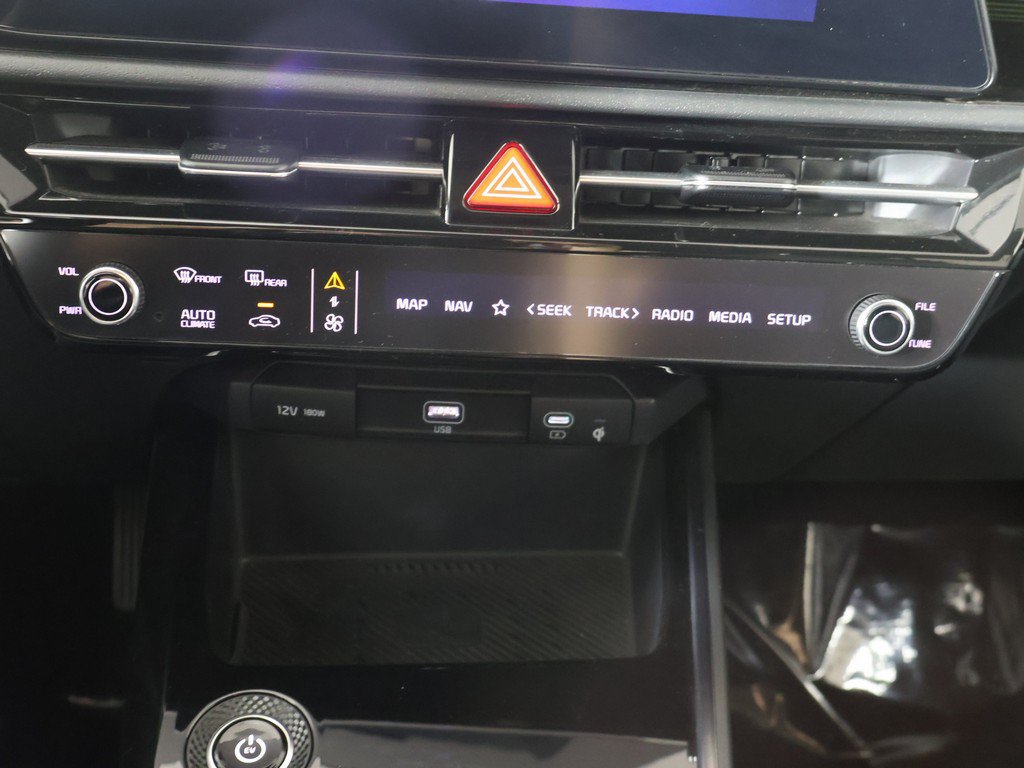 Used 2023 Kia Niro Wind FWD image 46